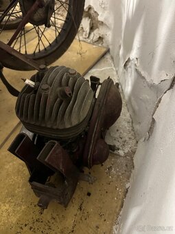 Jawa 250 Speciál - motor s převodovkou - 2