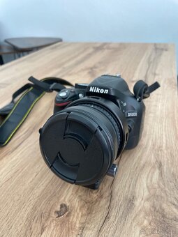 Nikon D5200 + Sigma 8mm f/3.5 + Příslušenství - 2