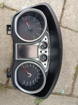 Ford Focus mk2 - 2