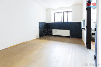 Pronájem bytu 3+1, 93 m², Plzeň, ul. Malická - 2