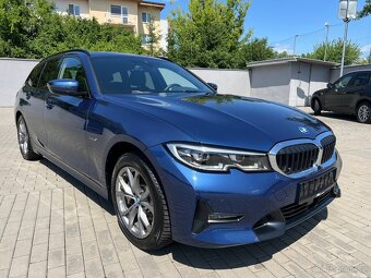 BMW 330e 215kw 2022 Led kamera ACC - odpočet DPH - 2