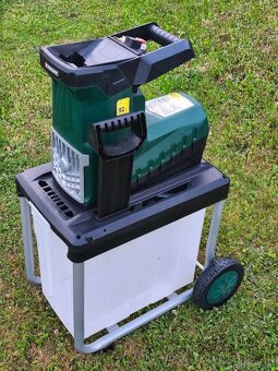Prodám elektrický Válcový drtič Parkside PLH 2800 -2800 W. - 2