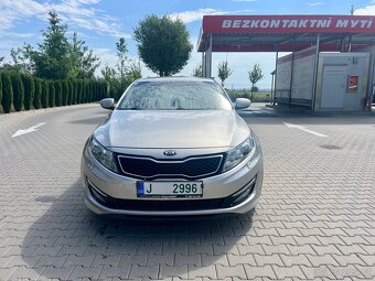 Kia Optima 2,0i 110kW Full Hybrid - 2