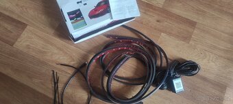 nový 4 v 1 auto led rgb podvozek APP - 2