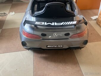 Mercedes AMG GTR + ovladač - 2