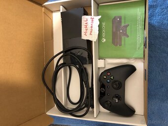 Xbox One (puvodni One, vykon stejny jako Xbox One S) - 2