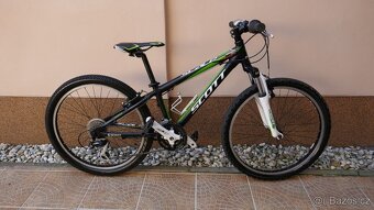 Juniorské kolo SCOTT Scale JR 24 8-12LET - 2