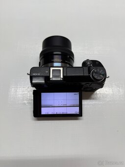 Sony Alpha NEX-6 - 2