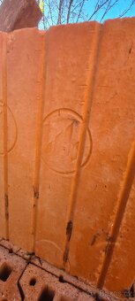 Prodám cihly porotherm 30  p10 broušená - 2