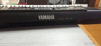 Prodám Yamaha PSR 330 - 2