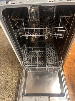 Vestavná myčka 45 Electrolux - 2