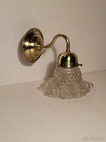 mosazná lampa, lampička, dobové krajkové stínidlo - 2