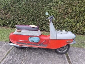 Skutr cz 175 typ 502 prase r.v. 1961. - 2