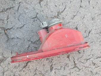 Zadní mlhovka a zpátečka chrysler Pt cruiser - 2