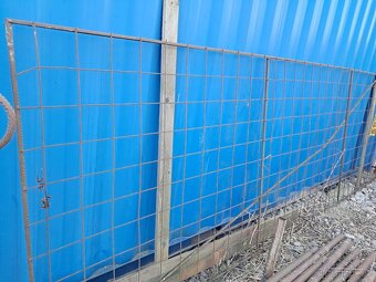 Brána, oplocení stavby, plot - výška 156cm, délka 5metrů - 2