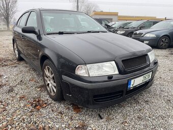Škoda Octavia 1 RS černá - 2