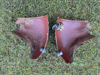 Maska, kryt paraboly Jawa 555, pařez - 2