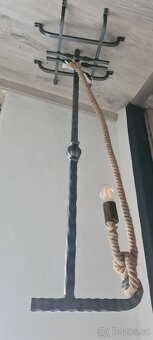 Kovaná lampa stojan - 2