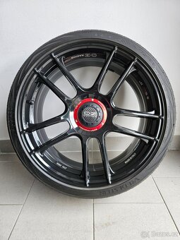 OZ Indy HLT _ 5x112 Letní 235/35/20 - 2