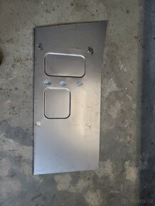 Tatra 148 čelo schodu - 2