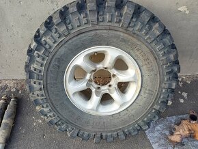 33x12,5 r15 / 6x139,7 - 2