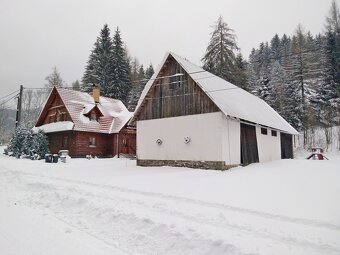 Prodej nadstandartně zrekonstruované chaty, Beskydy. - 2
