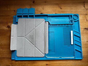 Pouzdro na iPad Air 2020/2022 UNIQ - 2