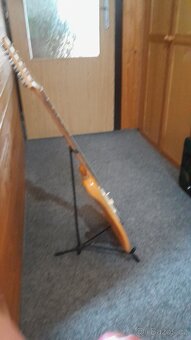 kytara Fender - 2