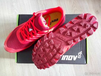 Běžecké trailové boty INOV-8 TrailTalon 290, UK 10,5 - 2