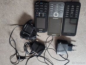3 telefony - 2