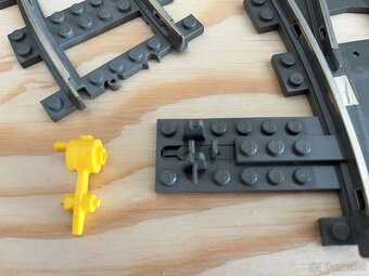 LEGO 9V KOLEJE 4531 VÝHYBKY PÁR - 2