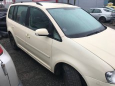 VW TOURAN DSG 2,0TDI 103kW 2004 7MIST BKD - NA DILY - 2