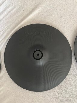 roland cy 12 c/r - 2