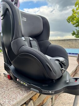 Autosedačka Britax Römer Dualfix M-i Size - 2