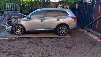 Mitsubishi OUT III 2.2DID 4N14 aut 110kw -2014 - 2