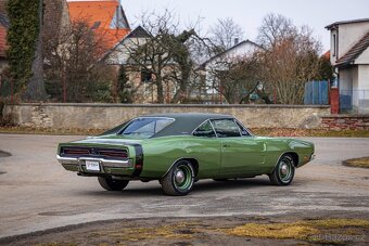 Dodge Charger R/T - 2