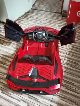 Dětské elektrické autíčko Toyz Lamborghini Aventador SVJ - 2