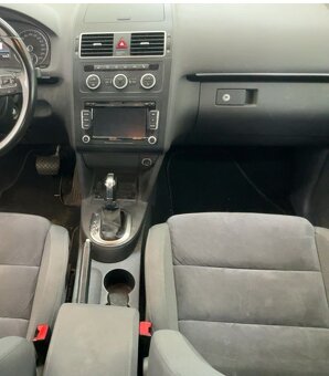 Volkswagen Touran 2.0 Tdi DSG 125 KW 11/2012 192tkm HIGHLINE - 2