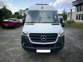 Mercedes Sprinter 319 V6 Automat. Chladiak/Mraziak zásuvka - 2