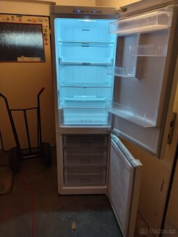 Kombinovaná lednice Samsung no frost se zárukou - 2