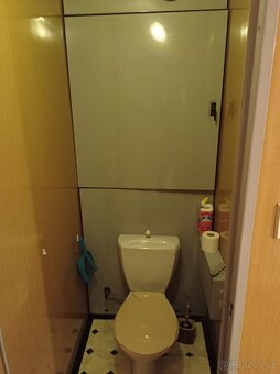 Pronajmu garsonku v Jindřichově Hradci - 2