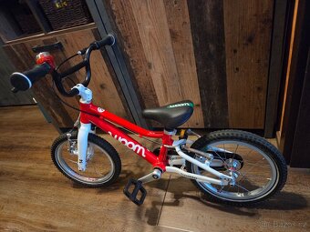 Woom 2 - červená barva - 2