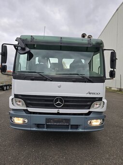 Mercedes Atego 1529. Hákový nosič kontejnerů - 2