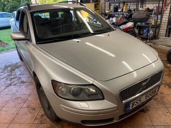 Volvo v50 2.0 tdi 100 kW nova spojka - 2