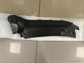 Nová levá krytka mřížky Škoda Superb II - 2