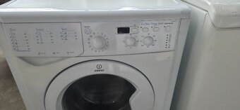 INDESIT  5Kg  hloubka 50cm - 2