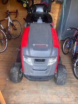 Zahradní traktůrek Snapper - 2