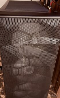 Herni Pc plus herni monitor Dell Alienware AW3423DWF - 2