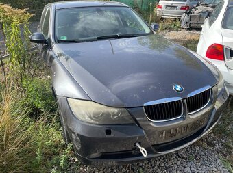 Náhradní díly BMW E91 320d sparkling graphite met. - 2