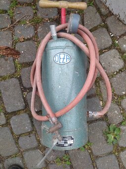 prodam postřikovač i s trubkou - 2